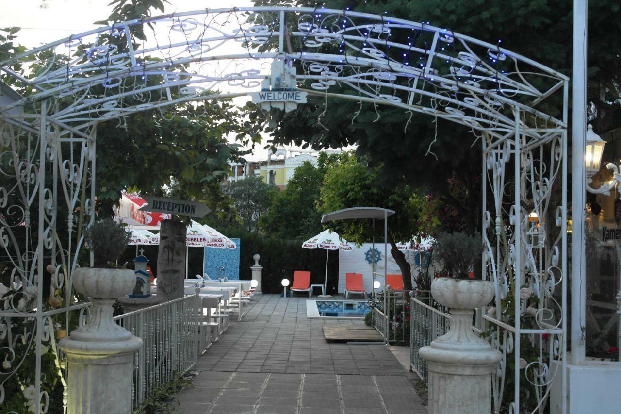 Hotel Prestige House Slantchev Briag Extérieur photo