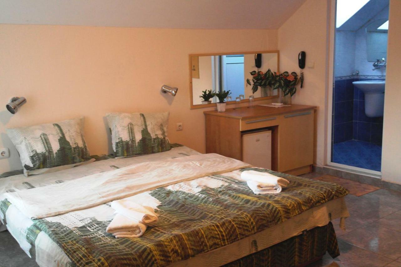 Hotel Prestige House Slantchev Briag Extérieur photo